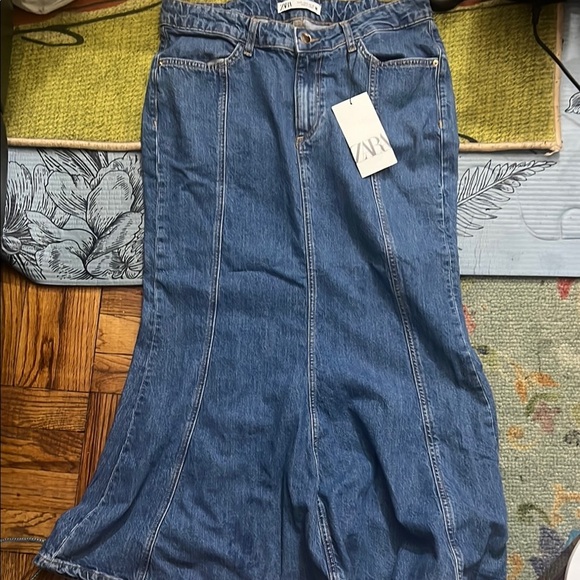 Zara Dresses & Skirts - NWT Zara Women's Denim Flare skirt size: M